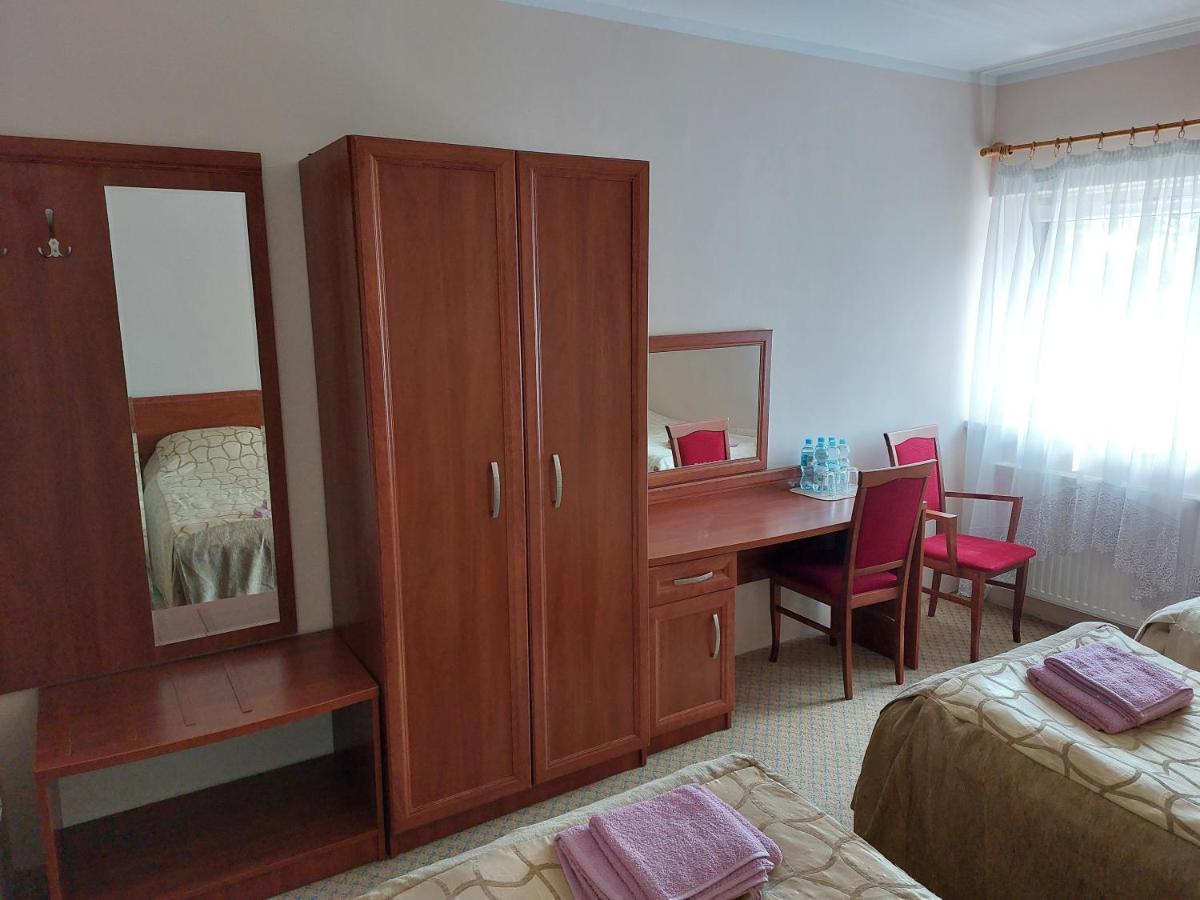 Bed and Breakfast Ośrodek ANKAR Pokrzywna Zewnętrze zdjęcie